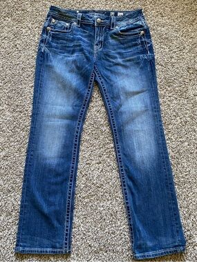 Women's size 32 Miss Me Dark Blue Straight-Leg Jeans